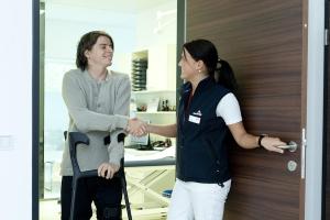 spesifikasi-perawat-rumah-perawat-indonesia